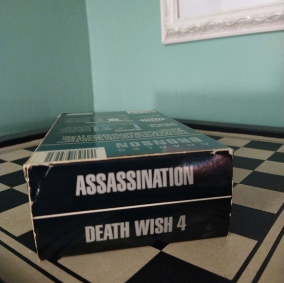 Box it with Charles bronson Assassination death wish 4 - Picture 4 of 8